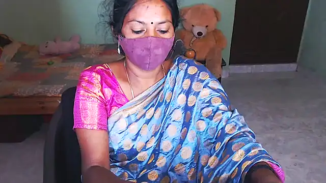 HotGulabi's cam snapshot