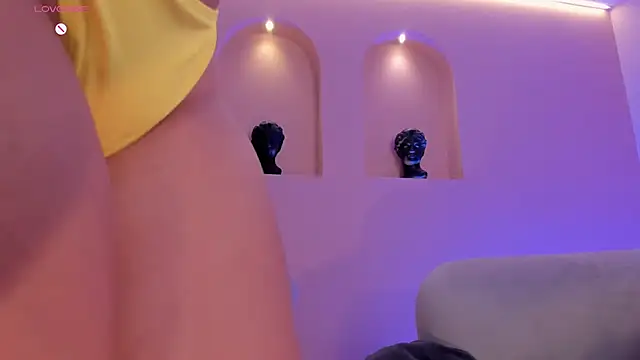 AmbarJames_'s cam snapshot