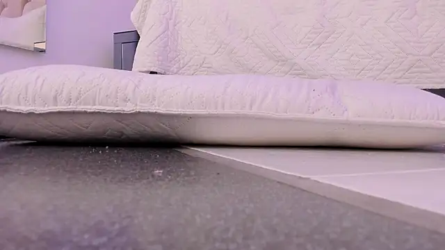 Alysslender's cam snapshot