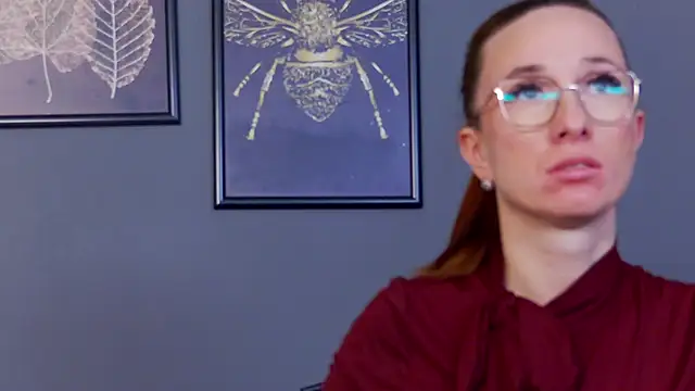 AnneHove live sex cam