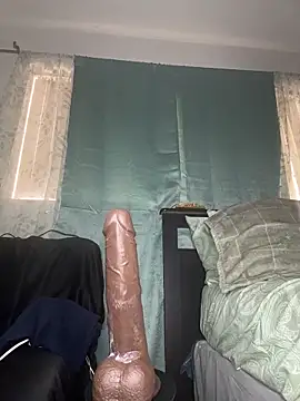 foreigntitts_'s cam snapshot