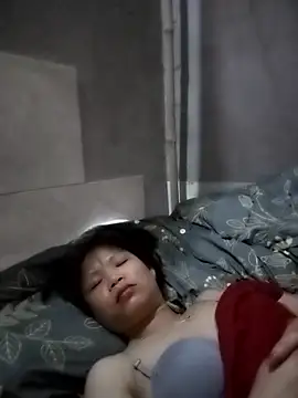 LinhNa999's cam snapshot