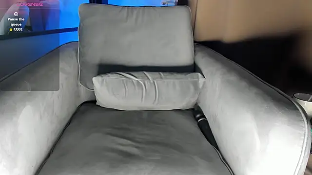 CharlesBurnett live sex cam