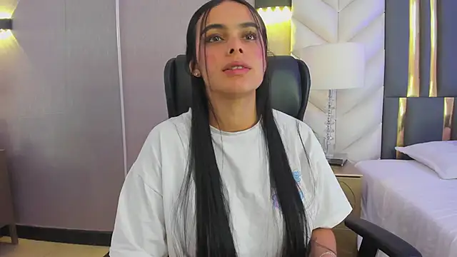 ChloeHarper_ live sex cam