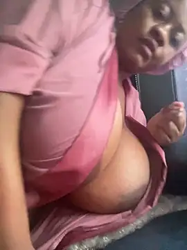 Chubbykarisma27 live sex cam