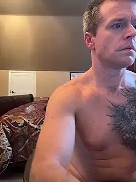 DILFiGuess1 live sex cam