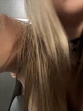 Isabella_Varella live sex cam