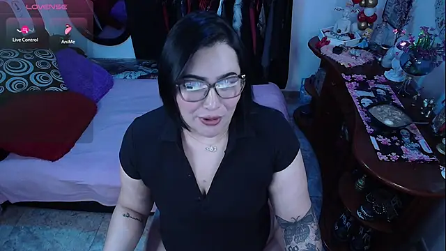 lufek23 live sex cam