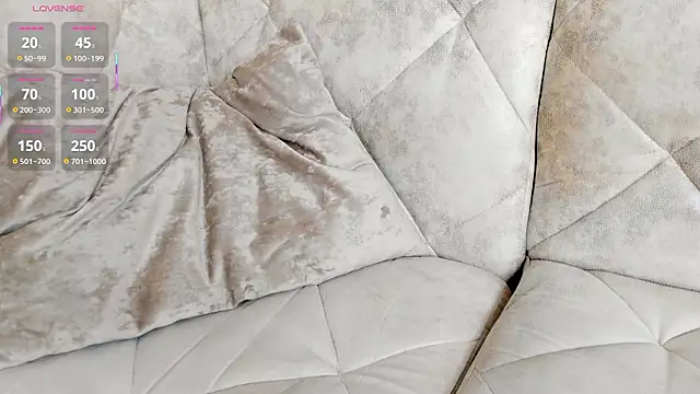 SweetSolana live sex cam