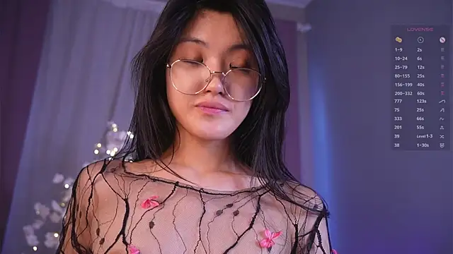 FancyEsten live sex cam