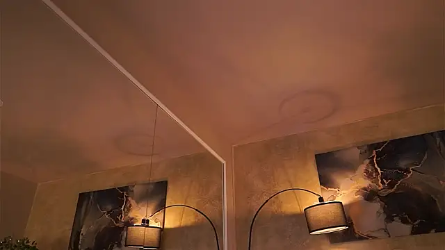 MaddieBryggs live sex cam