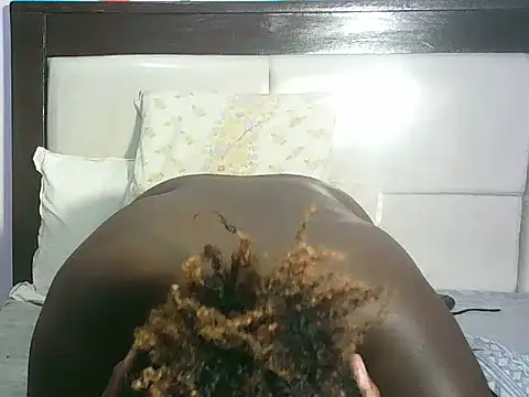 Inaya_Kiara's cam snapshot