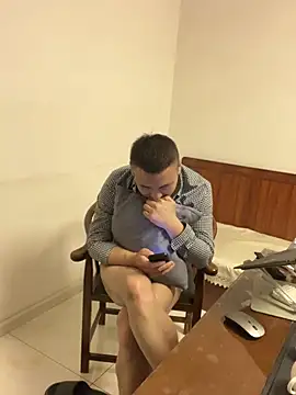 GoldLoge live sex cam