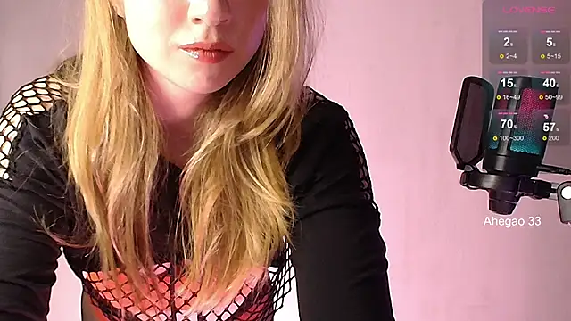 SatinSinner's cam snapshot