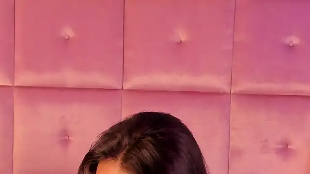 RouseWhitte's cam snapshot