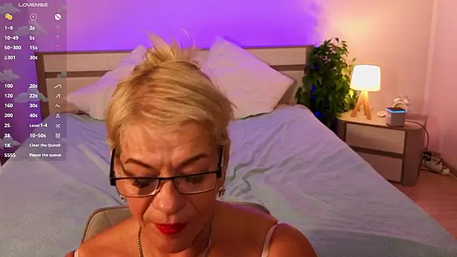 AnittaHarris_'s cam snapshot