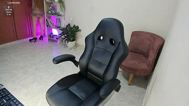 Nathalie_29 live sex cam