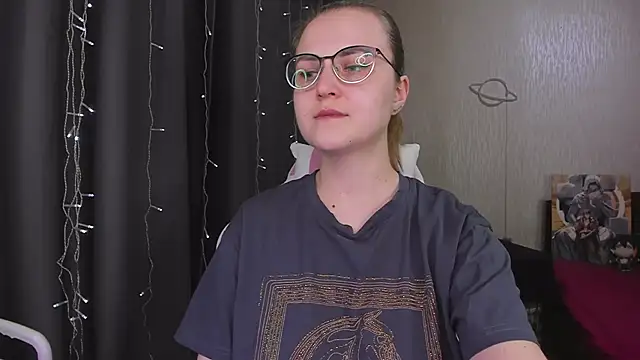 MissBrightShine live sex cam