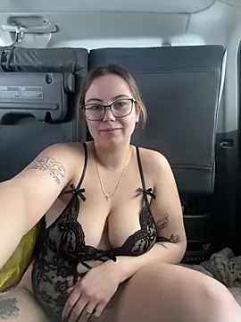 FreakyDreama live sex cam