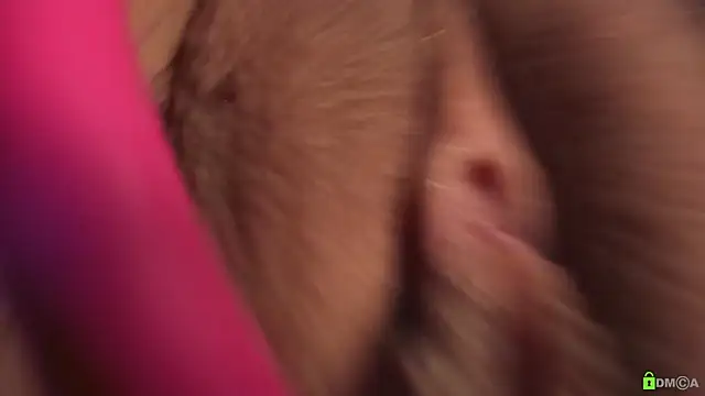 Courtney_Luv live sex cam