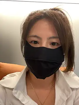 mi-ki1314 live sex cam