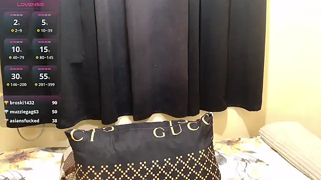 x_brittany_x's cam snapshot