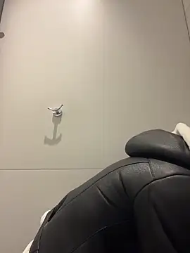 Holly_Play live sex cam