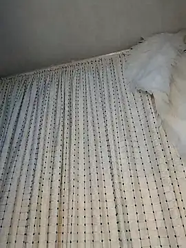 saasha_Petit live sex cam