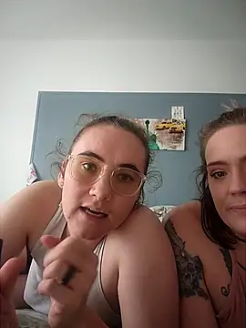 AndHerXO's cam snapshot