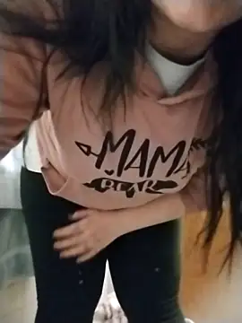 Rosegold2431's cam snapshot