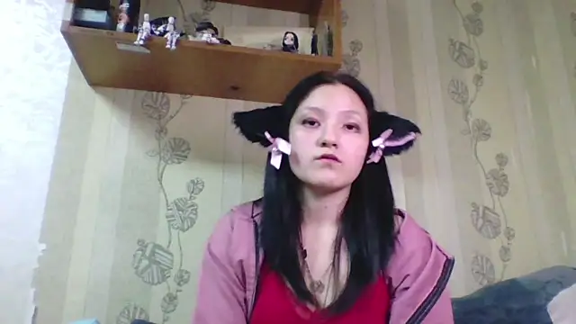 yourcutevikki's cam snapshot