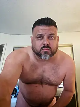 Roddog18 live sex cam