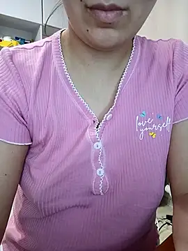 Emilyhomegirl1 live sex cam