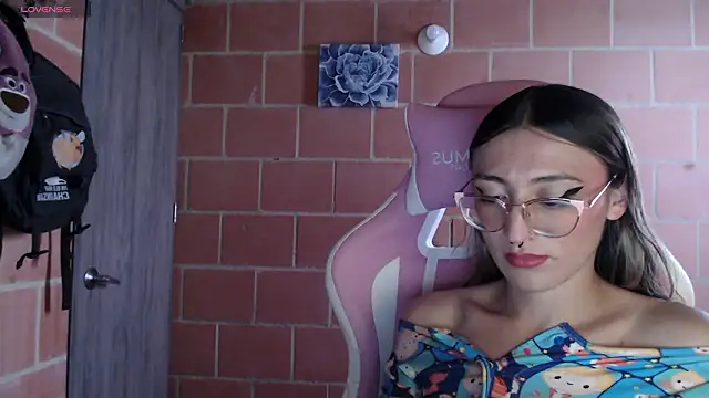 Andrea_camilaaa live sex cam