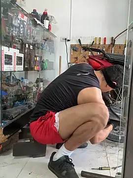 Paul22cm- live sex cam