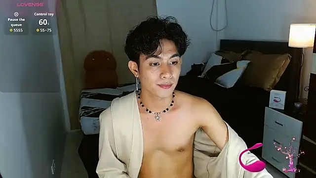 WildestTwink live sex cam