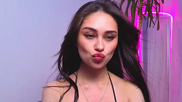 Sofia_Plump live sex cam