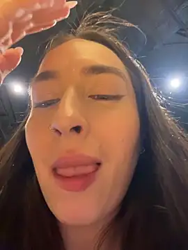 Holly_Play live sex cam