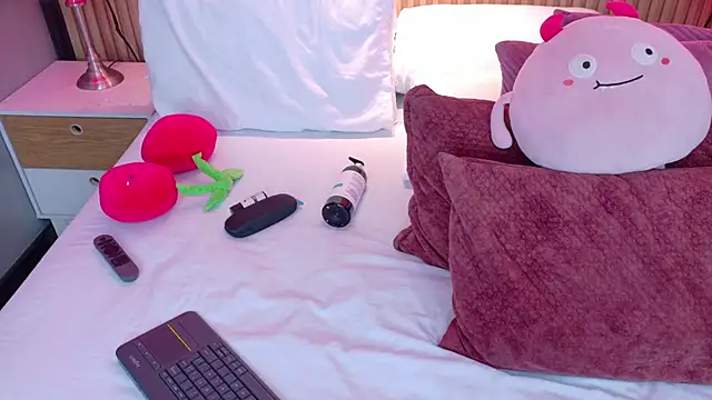 AdelineJhones live sex cam