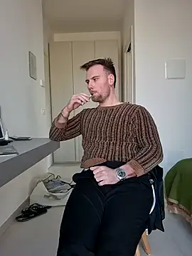 mrlyuis live sex cam