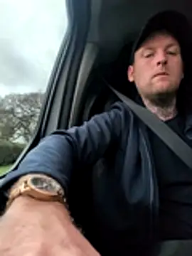 Xx32nlincsxX live sex cam