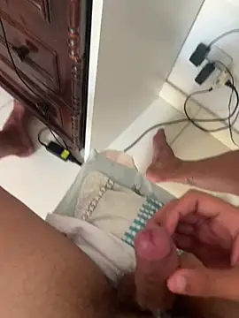 peuba12 live sex cam