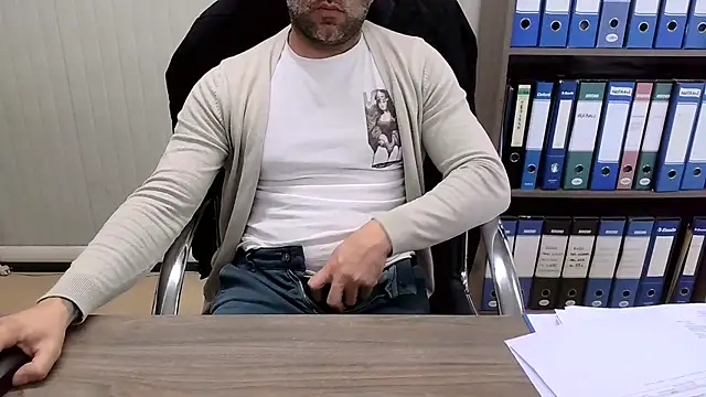 Evasionee live sex cam