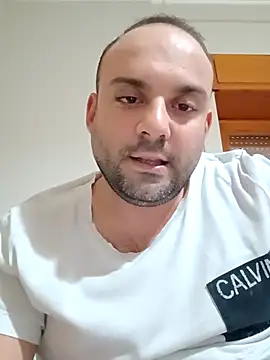 cazzoduroduro26 live sex cam