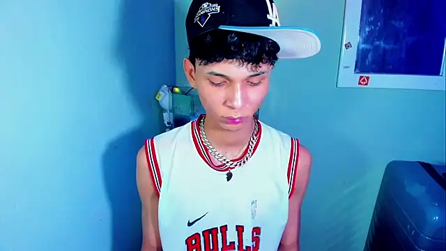 boyswantingplay live sex cam