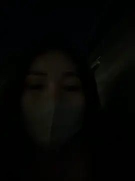 Linh_2004 live sex cam