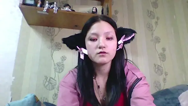 yourcutevikki's cam snapshot