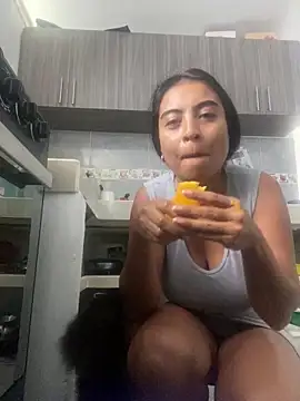 karla-hank's cam snapshot