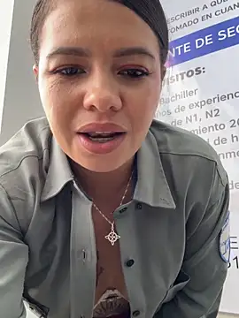 Ariana-07 live sex cam