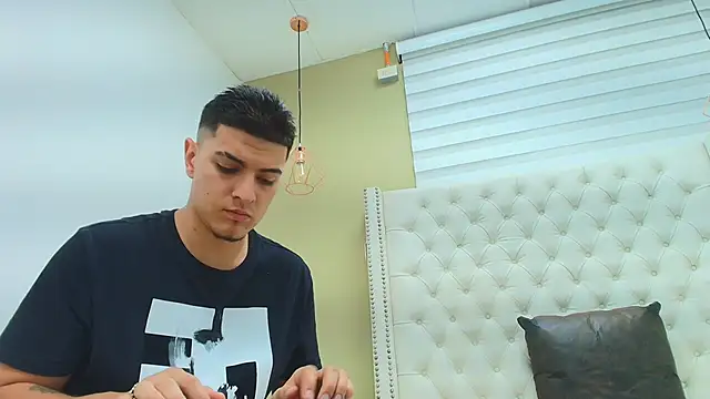 DAVID_VICTORIAA live sex cam